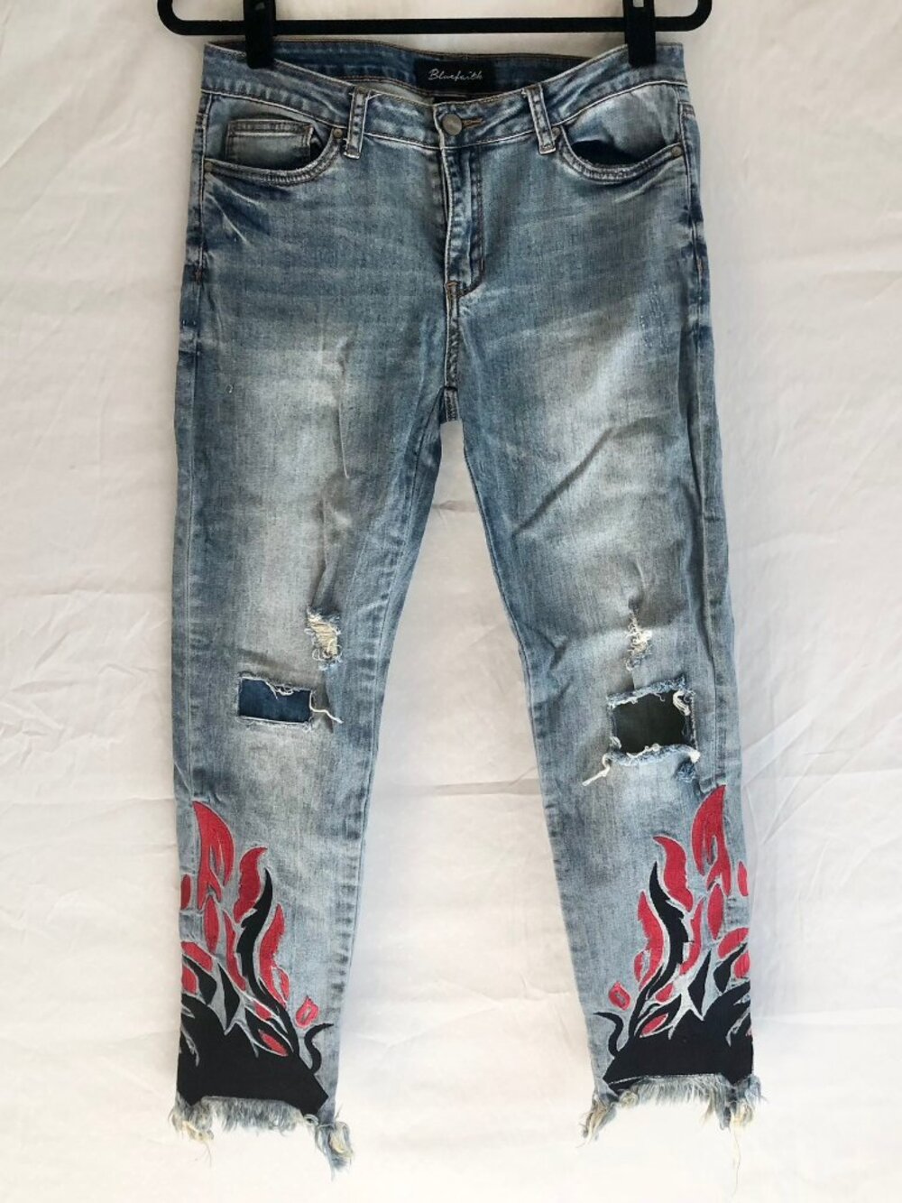 Retro Blue Faith Flame Embroidered Cropped Jeans Size 11